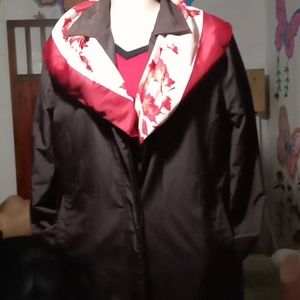 Old Navy Rain Coat . Size L.